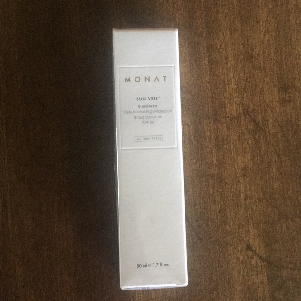 Monat Sun Veil Sunscreen